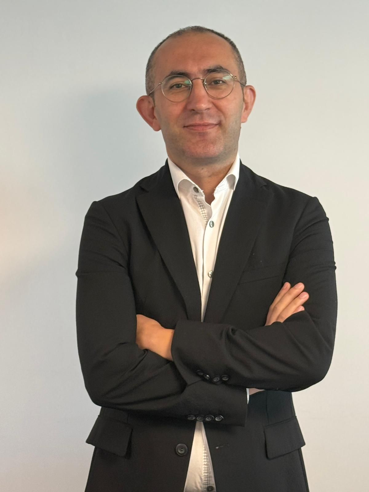 Sinan Saka